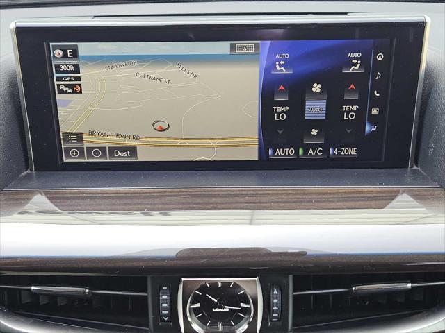 Photo of 2017 Starfire Pearl Lexus LX 570