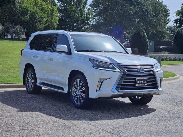 Photo of 2017 Starfire Pearl Lexus LX 570