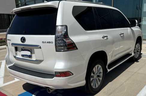 Photo of 2023 Eminent White Pearl Lexus GX 460
