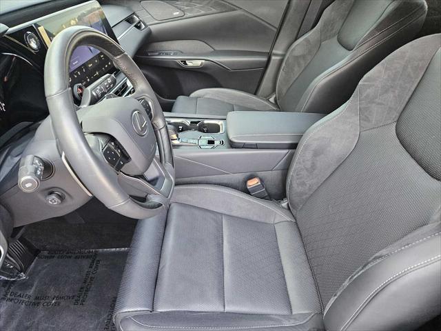 Photo of 2024 Nightfall Mica Lexus RX 350