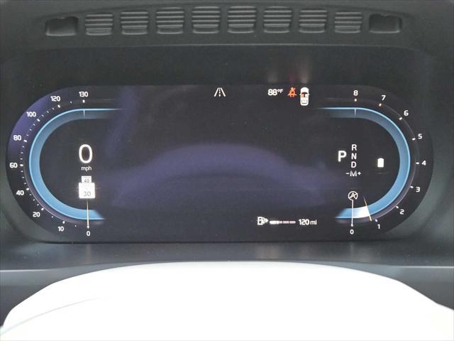 Photo of 2023 Crystal White Metallic Volvo XC90