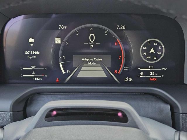 Photo of 2025 Eminent White Pearl Lexus GX 550