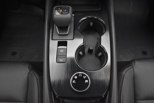 Photo of 2021 Brilliant Silver Metallic Nissan Rogue
