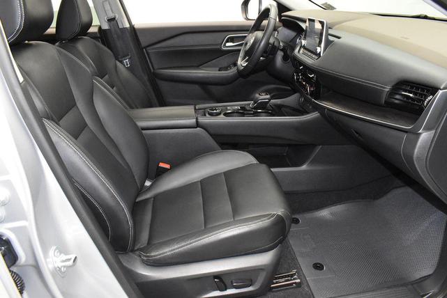 Photo of 2021 Brilliant Silver Metallic Nissan Rogue