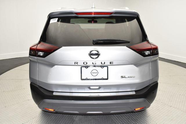 Photo of 2021 Brilliant Silver Metallic Nissan Rogue
