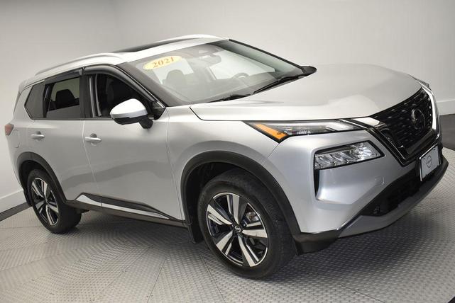Photo of 2021 Brilliant Silver Metallic Nissan Rogue