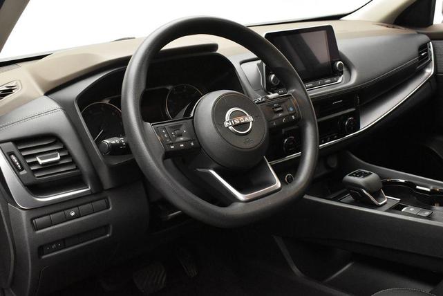Photo of 2023 Super Black Nissan Rogue