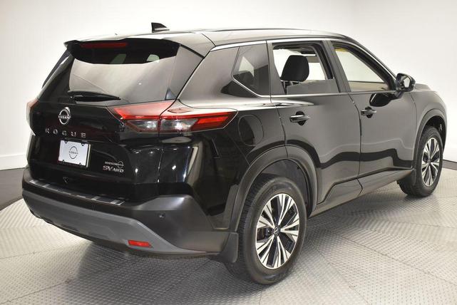 Photo of 2023 Super Black Nissan Rogue