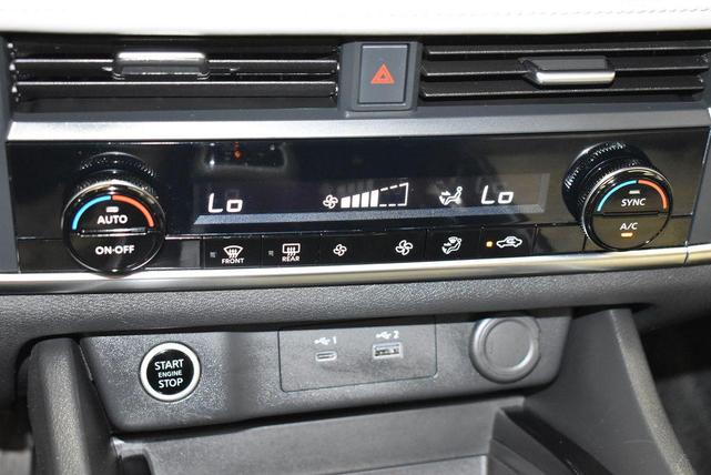 Photo of 2023 Caspian Blue Metallic Nissan Rogue
