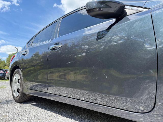 Photo of 2016 Storm Blue Nissan Altima
