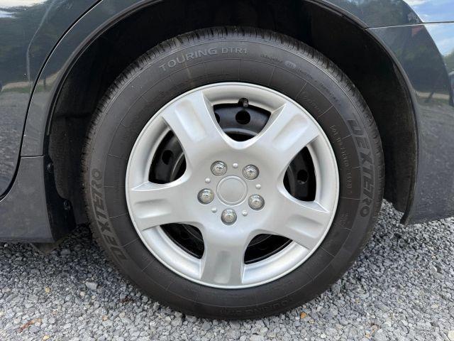 Photo of 2016 Storm Blue Nissan Altima