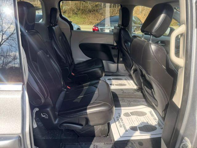Photo of 2021 Silver Chrysler Voyager