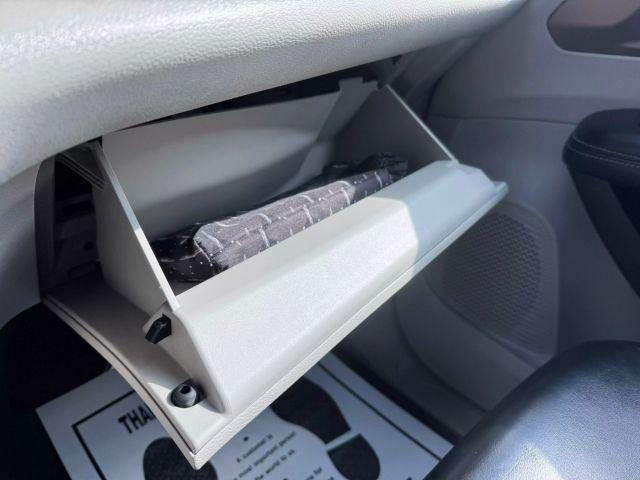 Photo of 2021 Silver Chrysler Voyager
