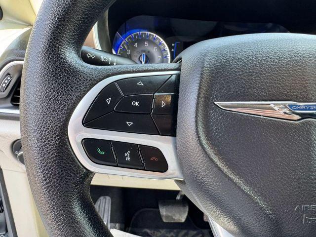 Photo of 2021 Silver Chrysler Voyager