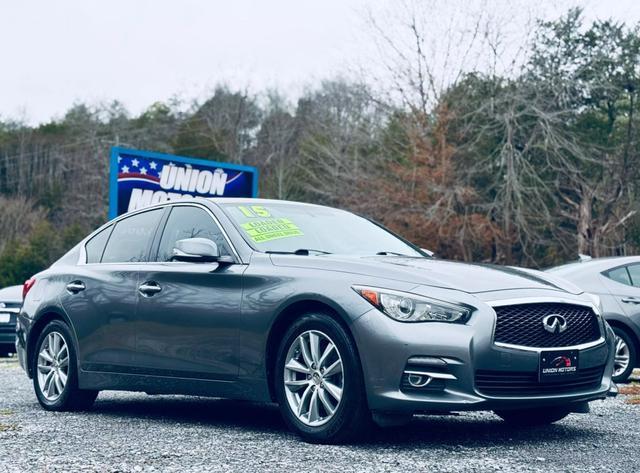 2015 Infiniti Q50