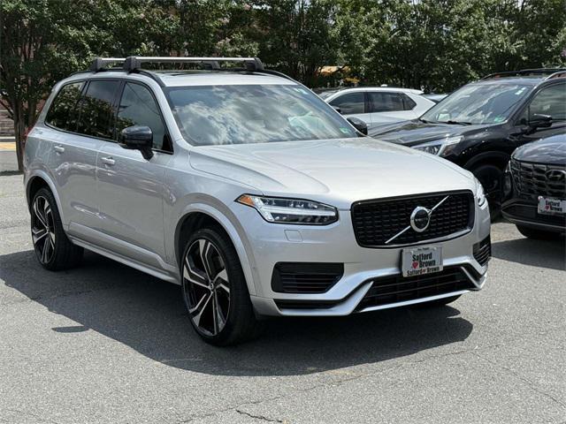 Photo of 2022 Bright Silver Metallic Volvo XC90 Recharge Plug-In Hybrid