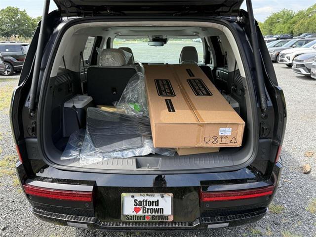 Photo of 2026 Phantom Black Hyundai SANTA FE HEV