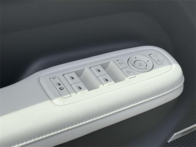 Photo of 2026 Phantom Black Hyundai SANTA FE HEV