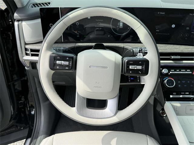 Photo of 2026 Phantom Black Hyundai SANTA FE HEV