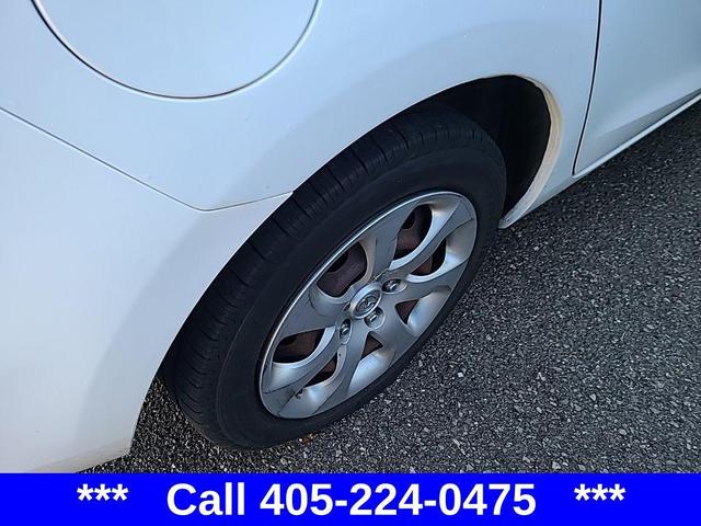 Photo of 2010 Crystal White Pearl Mica Mazda Mazda3