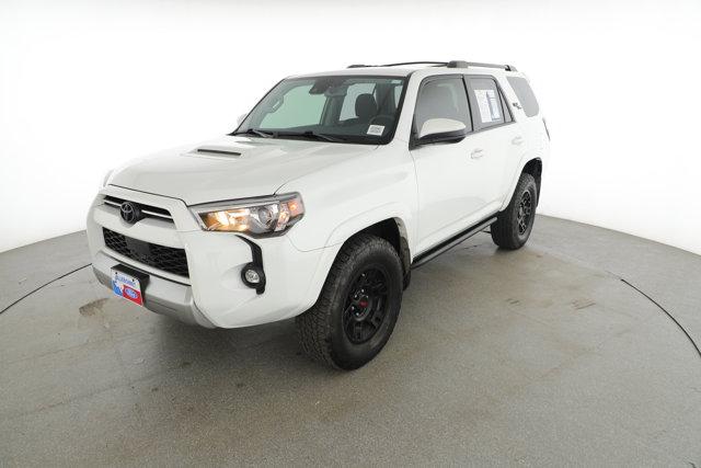 Photo of 2023 White Toyota 4Runner