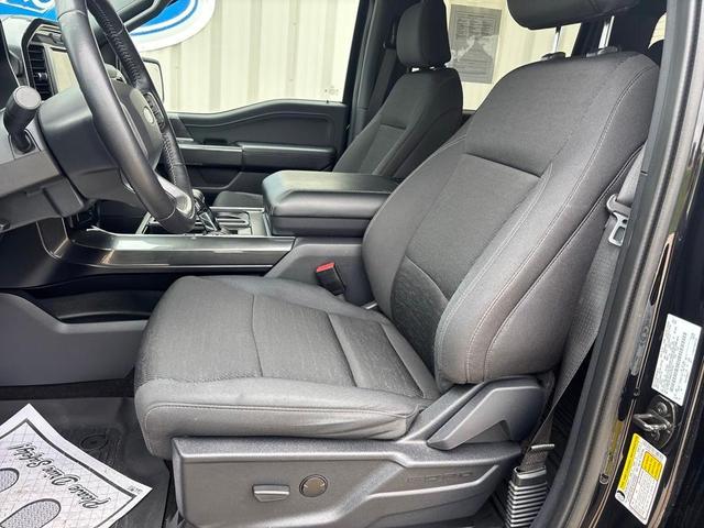 Photo of 2022 Agate Black Metallic Ford F-150
