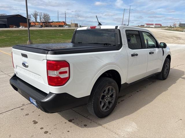 Photo of 2024 Oxford White Ford Maverick