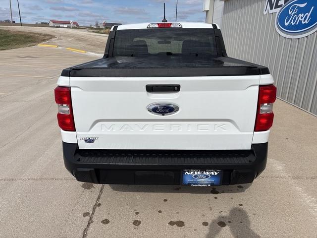 Photo of 2024 Oxford White Ford Maverick