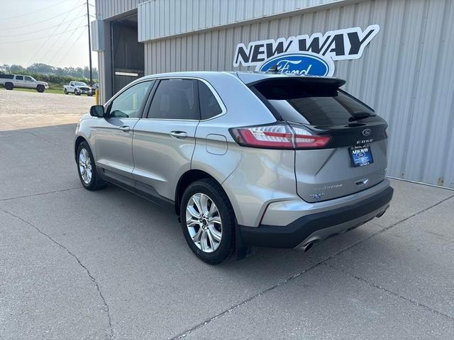 Photo of 2023 Iconic Silver Metallic Ford Edge
