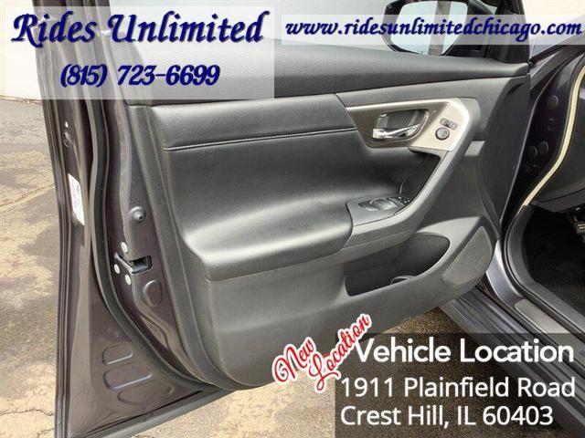 Photo of 2013 Metallic Slate Nissan Altima
