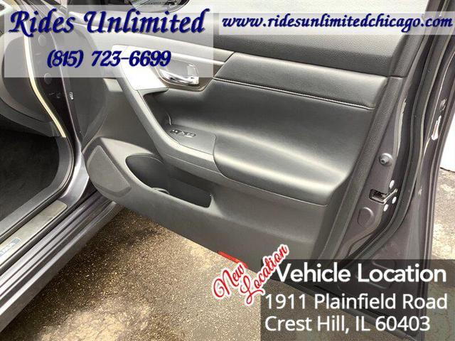 Photo of 2013 Metallic Slate Nissan Altima