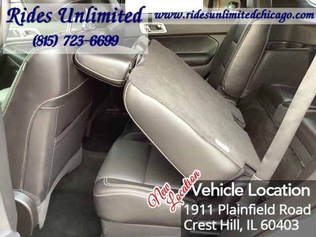 Photo of 2014 White Platinum Metallic Tri-Coat Ford Explorer