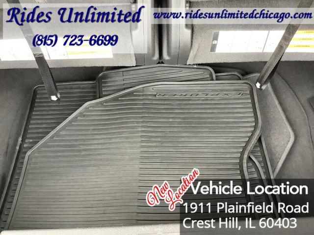 Photo of 2014 White Platinum Metallic Tri-Coat Ford Explorer