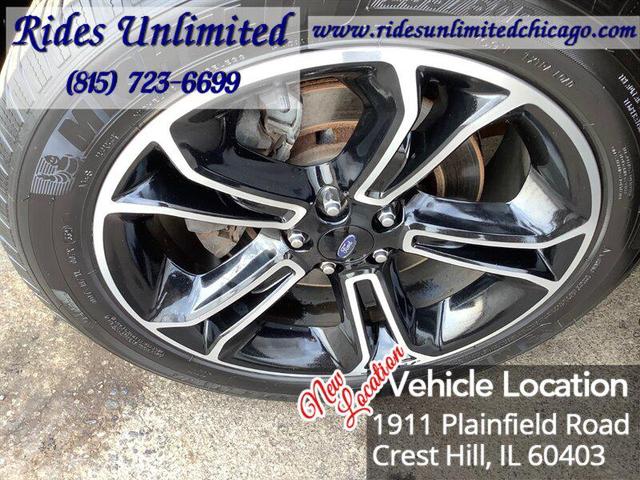 Photo of 2014 White Platinum Metallic Tri-Coat Ford Explorer