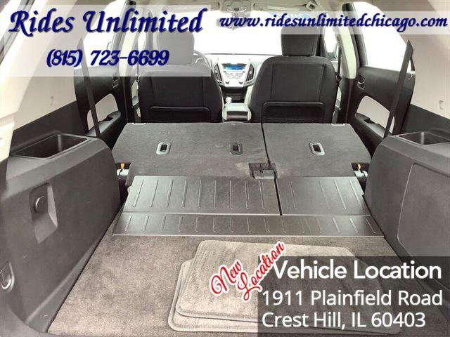 Photo of 2010 Summit White Chevrolet Equinox