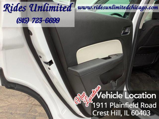 Photo of 2010 Summit White Chevrolet Equinox