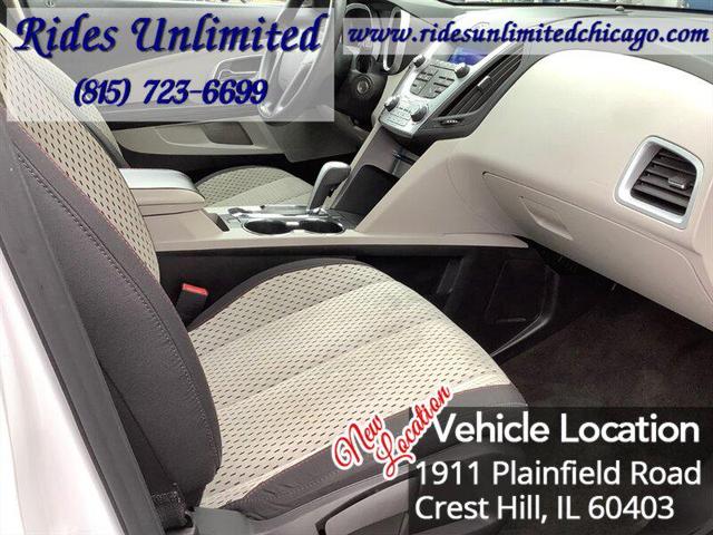 Photo of 2010 Summit White Chevrolet Equinox