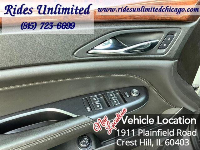 Photo of 2016 Radiant Silver Metallic Cadillac SRX
