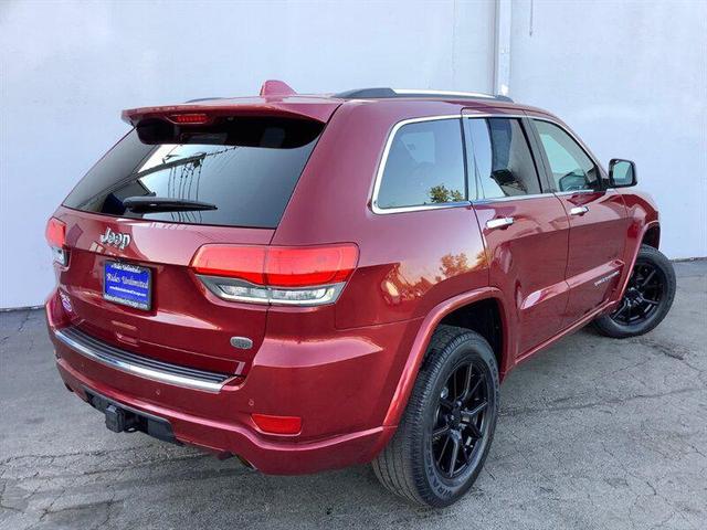 Photo of 2014 Deep Cherry Red Crystal Pearlcoat Jeep Grand Cherokee