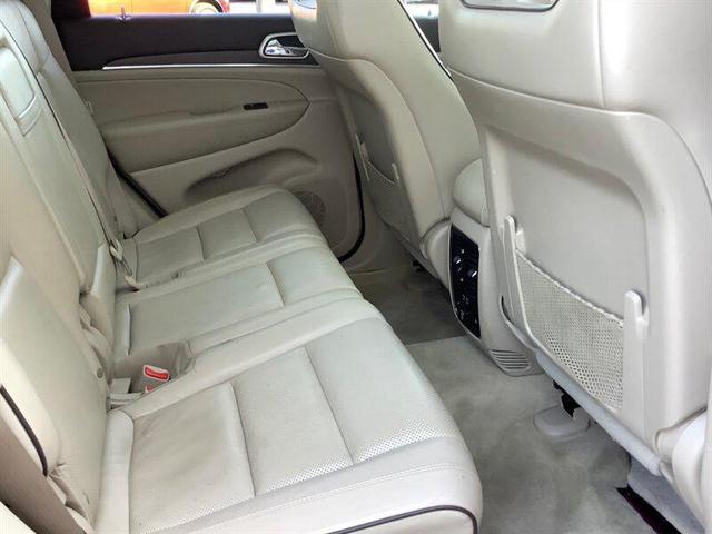Photo of 2014 Deep Cherry Red Crystal Pearlcoat Jeep Grand Cherokee