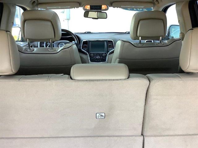 Photo of 2014 Deep Cherry Red Crystal Pearlcoat Jeep Grand Cherokee