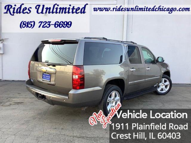 Photo of 2013 Mocha Steel Metallic Chevrolet Suburban
