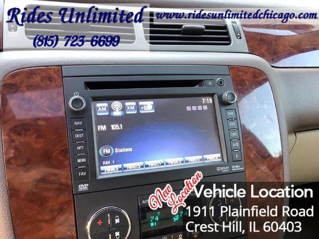 Photo of 2013 Mocha Steel Metallic Chevrolet Suburban