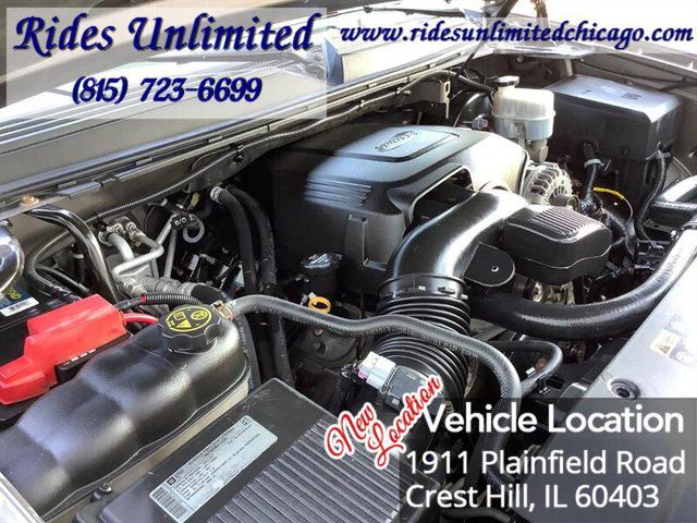 Photo of 2013 Mocha Steel Metallic Chevrolet Suburban