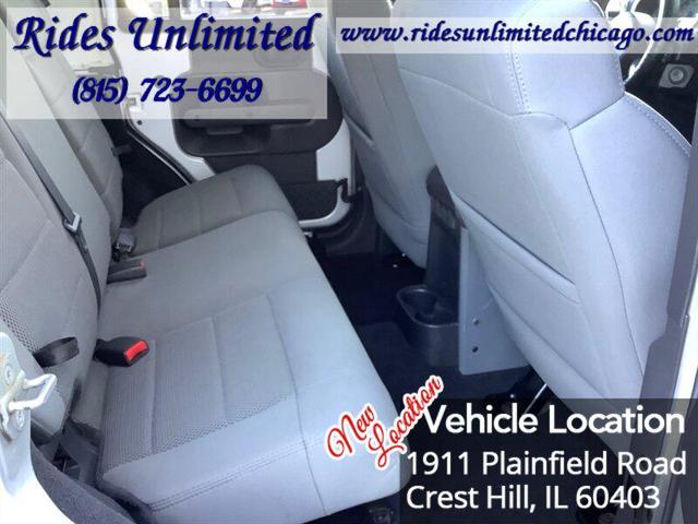 Photo of 2009 Bright Silver Metallic Clear Coat Jeep Wrangler Unlimited