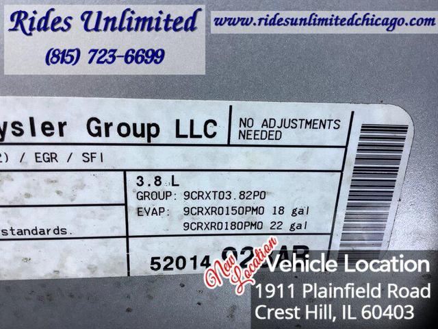 Photo of 2009 Bright Silver Metallic Clear Coat Jeep Wrangler Unlimited