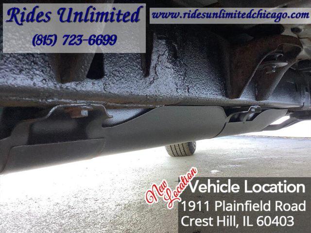 Photo of 2009 Bright Silver Metallic Clear Coat Jeep Wrangler Unlimited