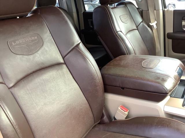 Photo of 2014 Bright White Clearcoat RAM 1500
