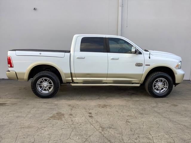 Photo of 2014 Bright White Clearcoat RAM 1500