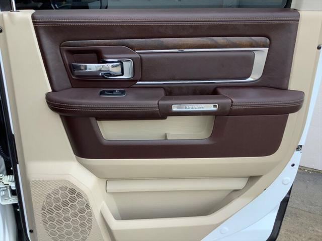 Photo of 2014 Bright White Clearcoat RAM 1500